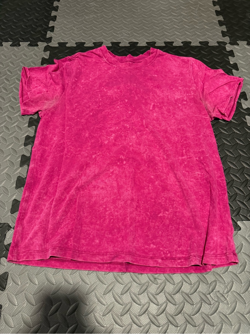 lululemon athletica Hot Pink Short Sleeve Tee